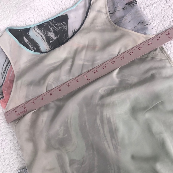 DVF Diane Von Furstenberg silk Robyn blouse EUC - Picture 15 of 15